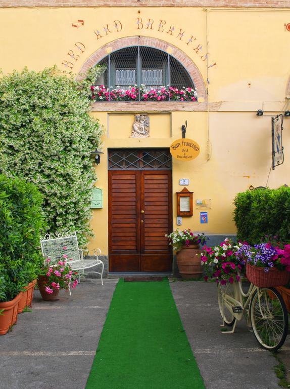 Camere Zimmer Rooms San Francesco Buti Εξωτερικό φωτογραφία
