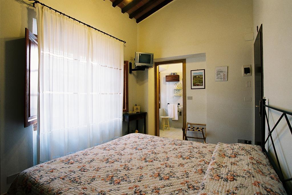 Camere Zimmer Rooms San Francesco Buti Εξωτερικό φωτογραφία