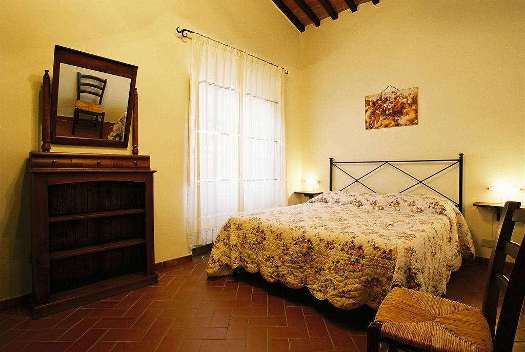 Camere Zimmer Rooms San Francesco Buti Εξωτερικό φωτογραφία